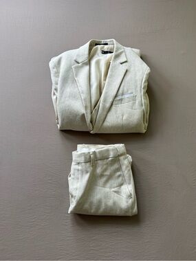Linen Blend 3 Piece Tailored Suit